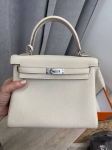Сумка женская  Kelly, 25, PHW Togo leather Hermes Артикул LUX-114513. Вид 6