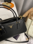 Сумка женская Prada Артикул LUX-114823. Вид 5