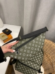 Сумка-слинг Louis Vuitton Артикул LUX-114829. Вид 3