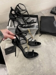 Босоножки  Yves Saint Laurent Артикул LUX-115249. Вид 2