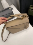 Сумка женская 24 см Loewe Артикул LUX-115325. Вид 2