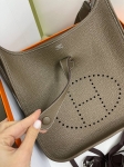 Сумка женская Evelyne 29 cm Clemence leather  Hermes Артикул LUX-115459. Вид 2