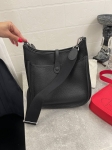 Сумка женская Evelyne 29 cm Clemence leather  Hermes Артикул LUX-115458. Вид 2