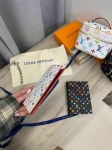 Обложка на паспорт  Louis Vuitton Артикул LUX-115681. Вид 4