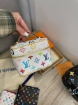 Косметичка  Louis Vuitton Артикул LUX-115683. Вид 3