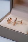 Серьги из розового золота с вставкой из оникса или перламутра Bvlgari Артикул LUX-116343. Вид 2