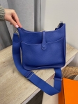 Сумка женская Evelyne 29 cm Clemence leather Hermes Артикул LUX-116746. Вид 3