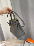 Сумка женская Kelly, 25, GHW Epsom leather  Hermes Артикул LUX-118354. Вид 2