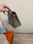 Сумка женская Kelly Pochette Taupe color Hermes Артикул LUX-118589. Вид 4