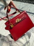 Сумка женская Kelly, 25, GHW Box leather  Hermes Артикул LUX-118859. Вид 1