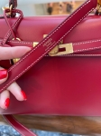 Сумка женская Kelly, 25, GHW Box leather  Hermes Артикул LUX-118859. Вид 4
