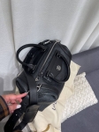 Сумка женская Biker MM Louis Vuitton Артикул LUX-119246. Вид 3