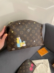 Косметичка Louis Vuitton Артикул LUX-120780. Вид 3