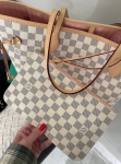 Сумка женская  Neverfull  Louis Vuitton Артикул LUX-123400. Вид 2