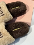 Меховые тапочки  Miu Miu Артикул LUX-121160. Вид 3