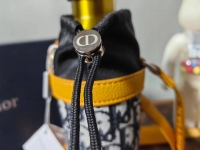 Термос  Christian Dior Артикул LUX-121756. Вид 2