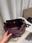 Сумка женская  Loewe Артикул LUX-121929. Вид 4