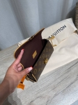 Сумка женская Louis Vuitton Артикул LUX-122033. Вид 5