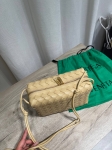 Сумка женская Bottega Veneta Артикул LUX-122196. Вид 2