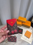 Картхолдер  Louis Vuitton Артикул LUX-122207. Вид 1