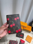 Обложка на паспорт  Louis Vuitton Артикул LUX-122206. Вид 1