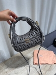 Сумка женская 23 cm  Miu Miu Артикул LUX-122740. Вид 2