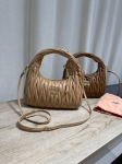 Сумка женская 25 cm Miu Miu Артикул LUX-122739. Вид 5