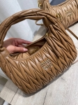 Сумка женская 25 cm Miu Miu Артикул LUX-122738. Вид 3
