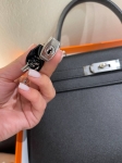 Сумка женская  Kelly, 28, PHW Epsom leather  Hermes Артикул LUX-123181. Вид 2