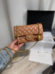 Сумка женская Chanel Артикул LUX-123183. Вид 2