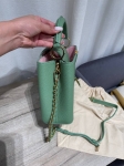 Сумка женская Capucines  Louis Vuitton Артикул LUX-123301. Вид 3