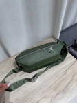 Сумка-слинг  Loewe Артикул LUX-123744. Вид 2
