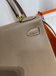 Сумка женская  Kelly, 28, PHW Epsom leather  Hermes Артикул LUX-123802. Вид 6