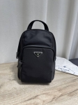 Сумка-слинг Prada Артикул LUX-124207. Вид 1