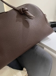 Сумка-тоут 50 см JACQUEMUS Артикул LUX-124332. Вид 2