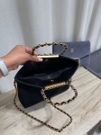 Сумка женская Chanel Артикул LUX-124389. Вид 4