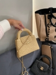 Сумка женская Chanel Артикул LUX-124435. Вид 4