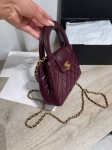 Сумка женская Chanel Артикул LUX-124640. Вид 2