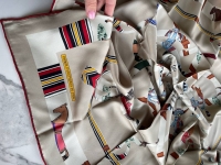 Платок  Carre  Hermes Артикул LUX-126010. Вид 3