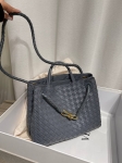 Сумка женская Bottega Veneta Артикул LUX-127283. Вид 3