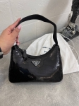 Сумка женская Prada Артикул LUX-127610. Вид 1