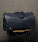 Дорожная сумка из натуральной кожи крокодила Louis Vuitton Артикул LUX-128450. Вид 1