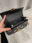 Сумка женская Metis mini Louis Vuitton Артикул LUX-128876. Вид 5