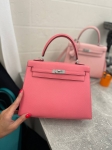 Сумка женская Kelly, 25, PHW Epsom leather  Hermes Артикул LUX-128989. Вид 1