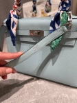 Сумка женская Kelly, 25, PHW Epsom leather  Hermes Артикул LUX-128988. Вид 2