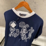 Футболка женская Louis Vuitton Артикул LUX-130320. Вид 3