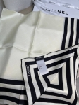 Платок  Chanel Артикул LUX-130457. Вид 2