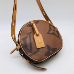 Сумка женская BOITE CHAPEAU SOUPLE Louis Vuitton Артикул LUX-10711. Вид 2