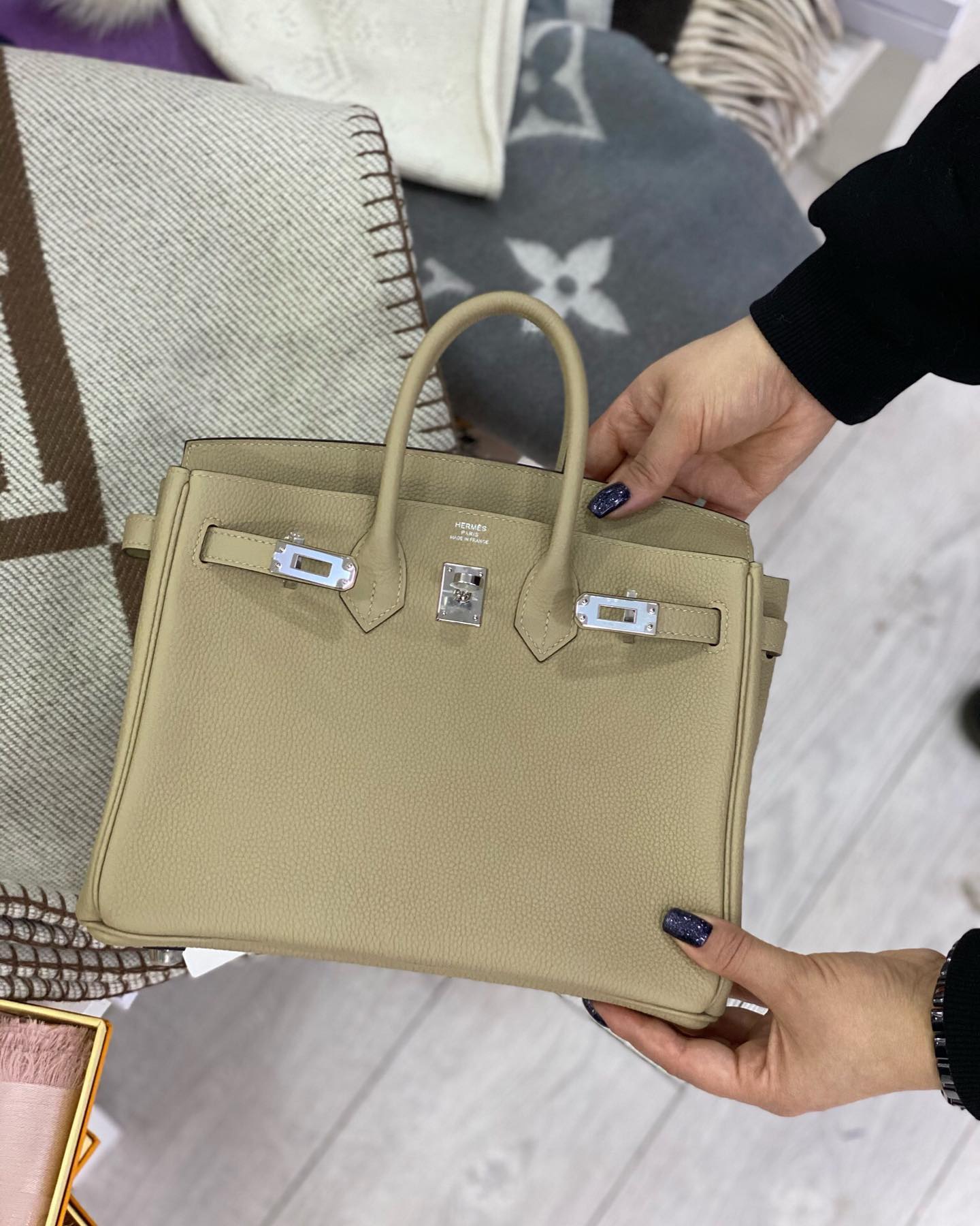 Сумка женская Hermes Birkin 25 cm, Togo Hermes LUX-42339 фото Сумка женская Hermes Birkin 25 cm, Togo Hermes Артикул LUX-42339