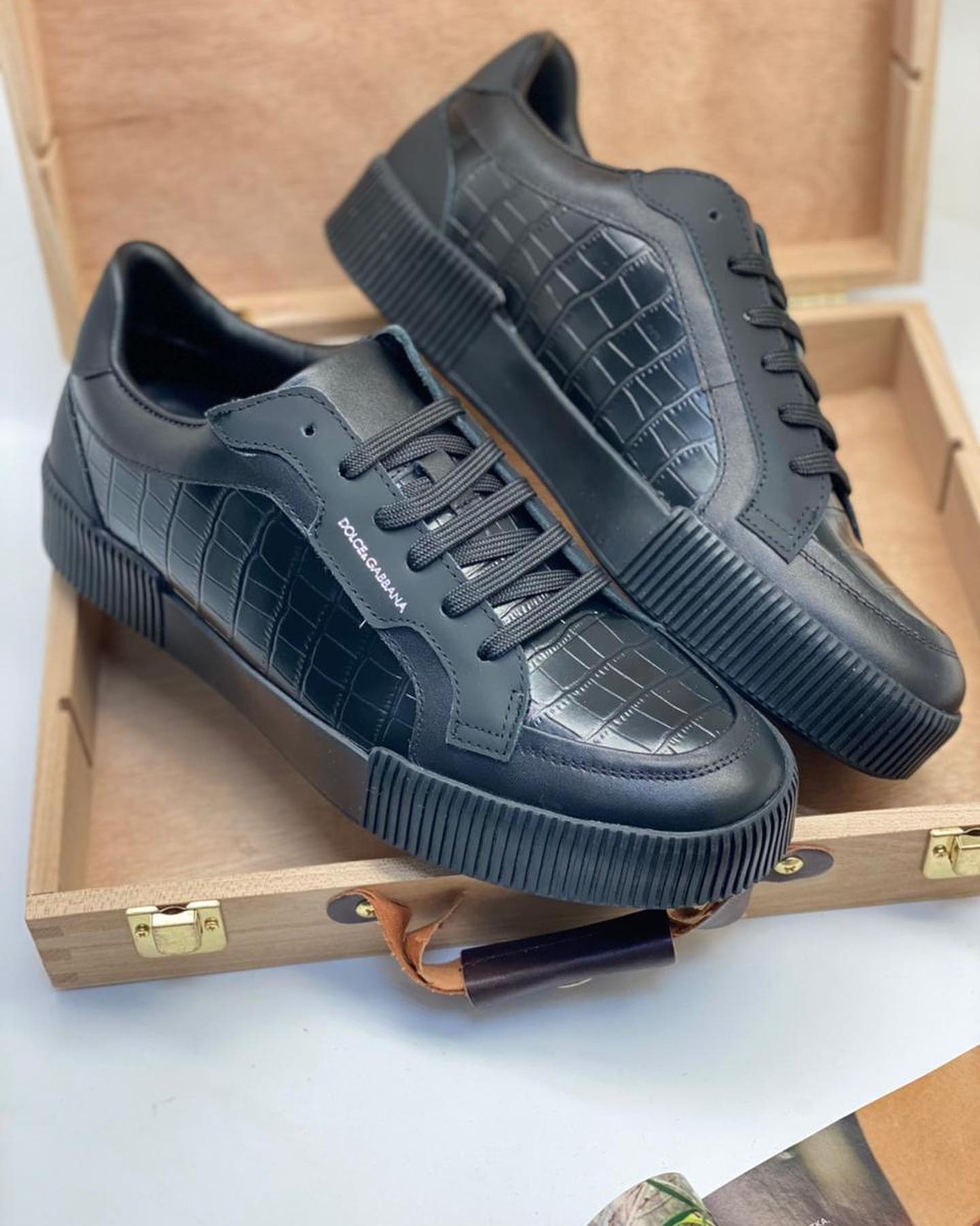 Кеды Dolce & Gabbana LUX-47682 фото Кеды Dolce & Gabbana Артикул LUX-47682